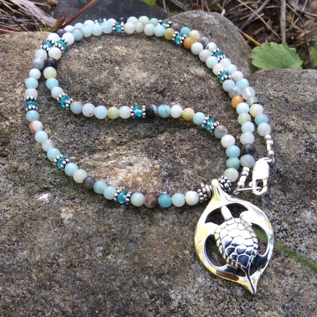 Sterling Silve Kauila Turtle 16" Black/Gold Ammonite &Apatite Beaded Necklace
